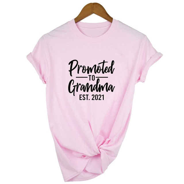Promoted To Grandma Est 2021  T-shirt